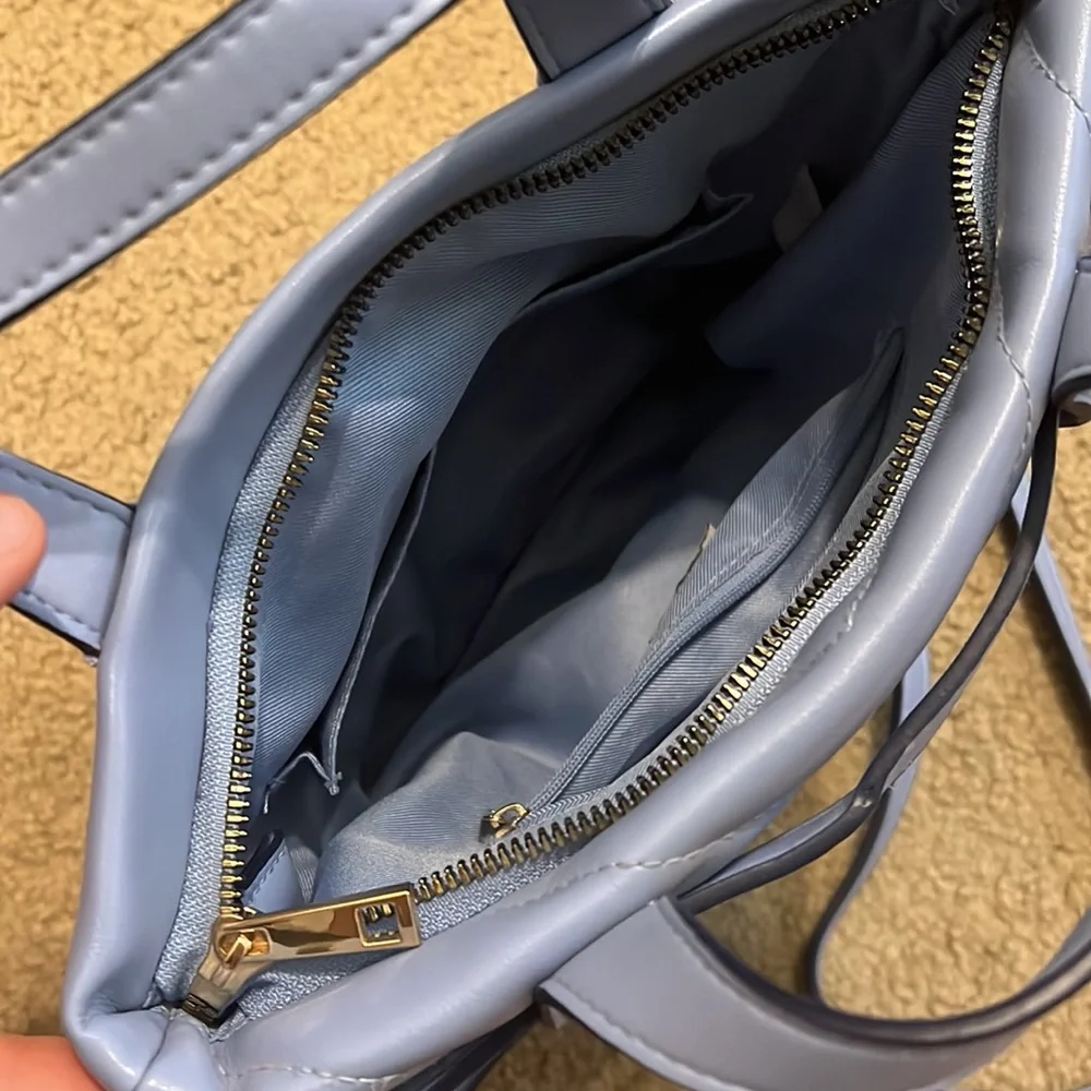 Purse - Picture 3 of 3